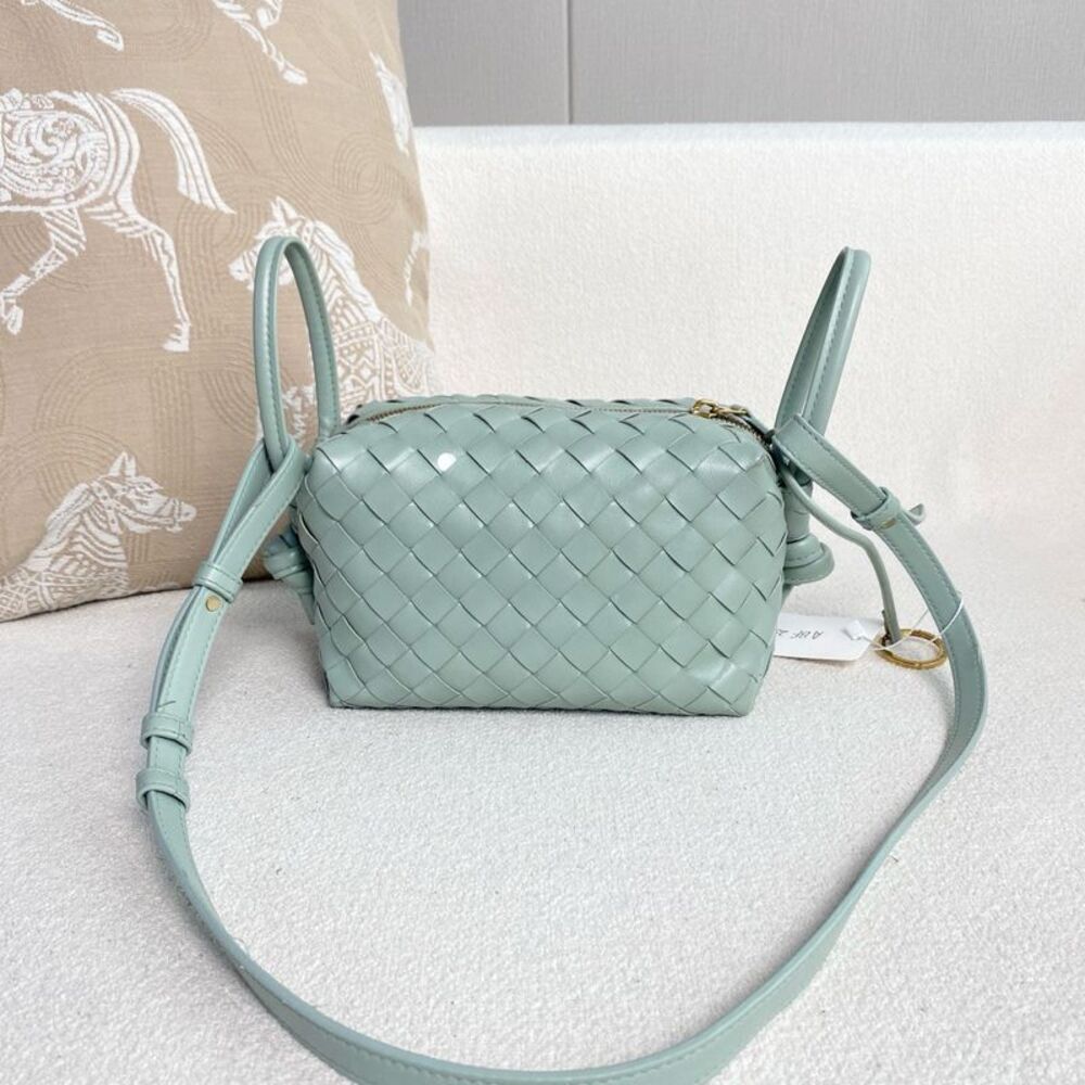Bv Women Pre-Loved Bag Very Good Condition